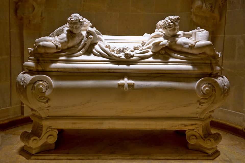 Tomb Grave Sarcophagus History Marble Coffin