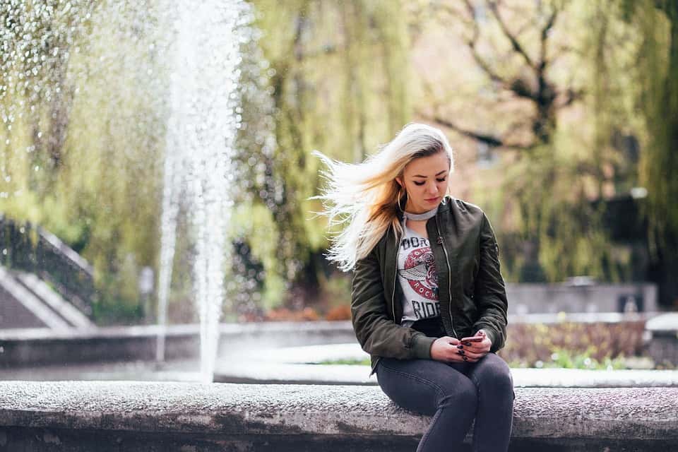 Water Girl Alone Sitting Waiting Woman People