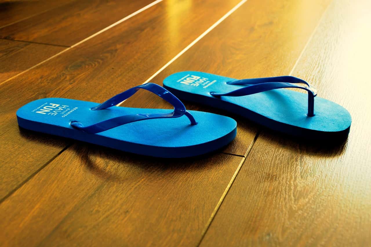 beach-shoe-summer-vacation-recreation-leg-854694-pxhere.com