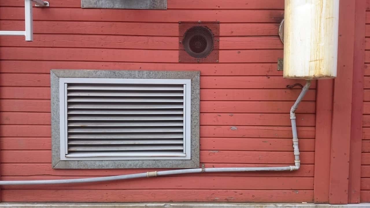 eye-face-pipe-wall-19813