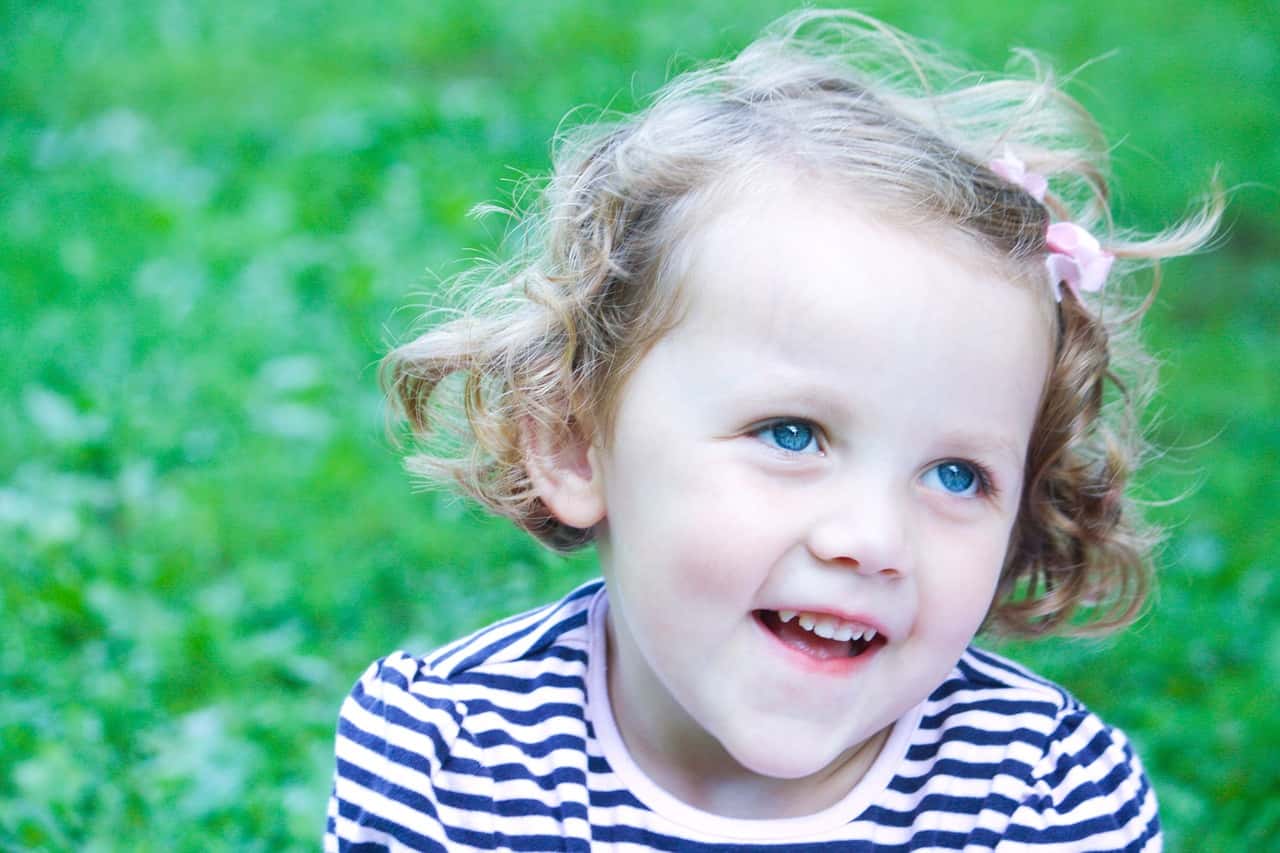 little-girl-1304923_1280