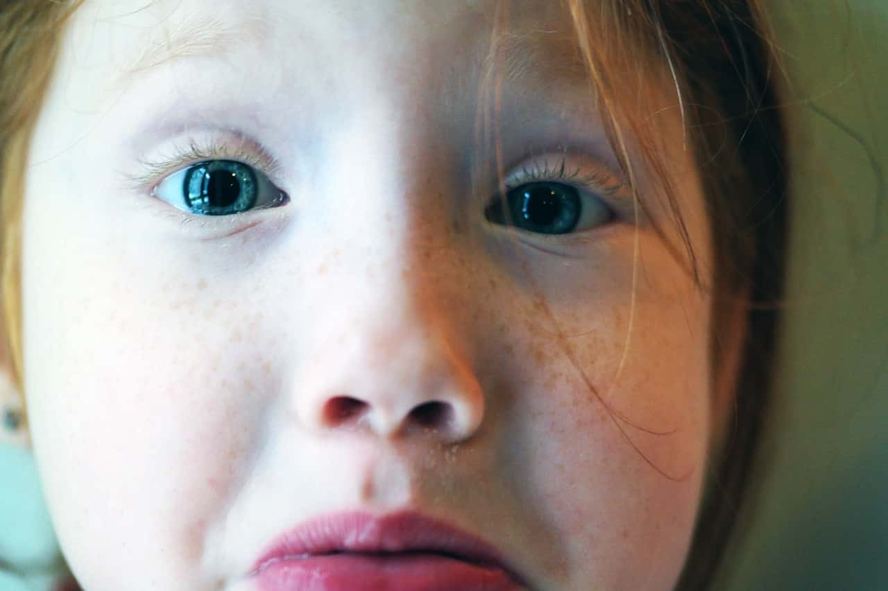 little-girl-603136_1280