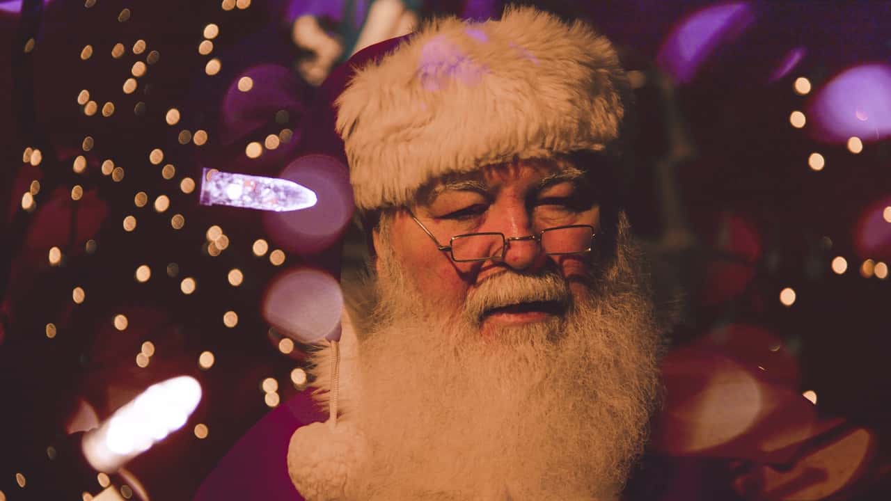 man-person-hair-male-color-christmas-912905-pxhere.com