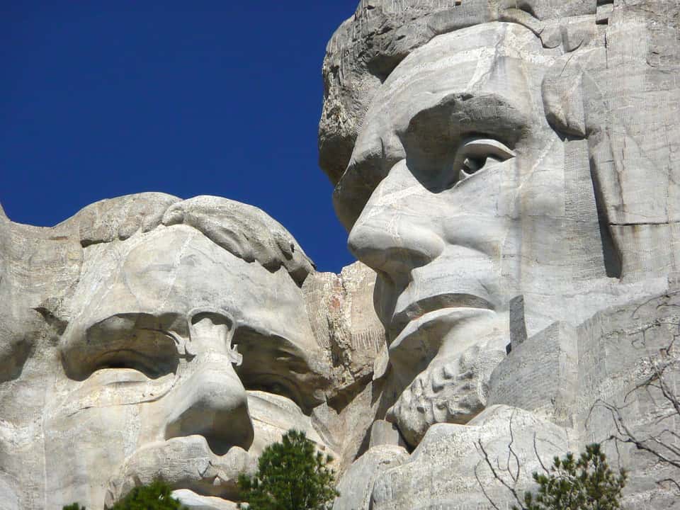 mount-rushmore-national-monument-55481_960_720