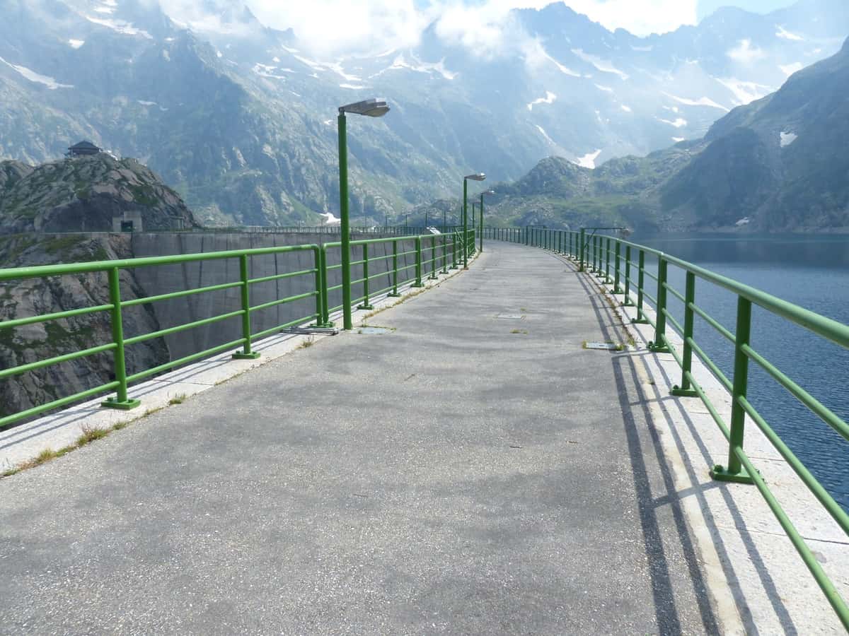 mountain-road-trail-bridge-highway-mountain-range-1017946-pxhere.com