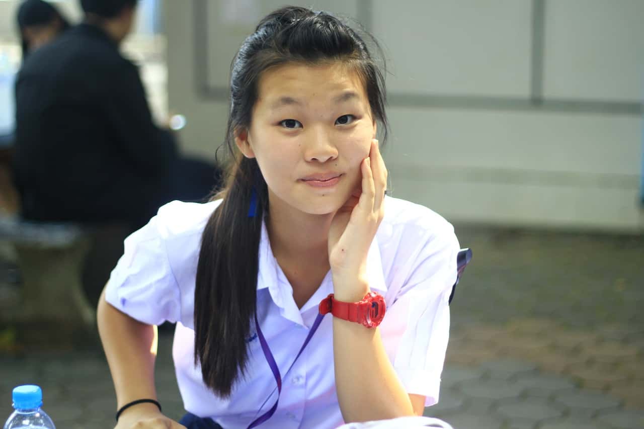 person-winter-light-people-girl-cute-1409161-pxhere.com