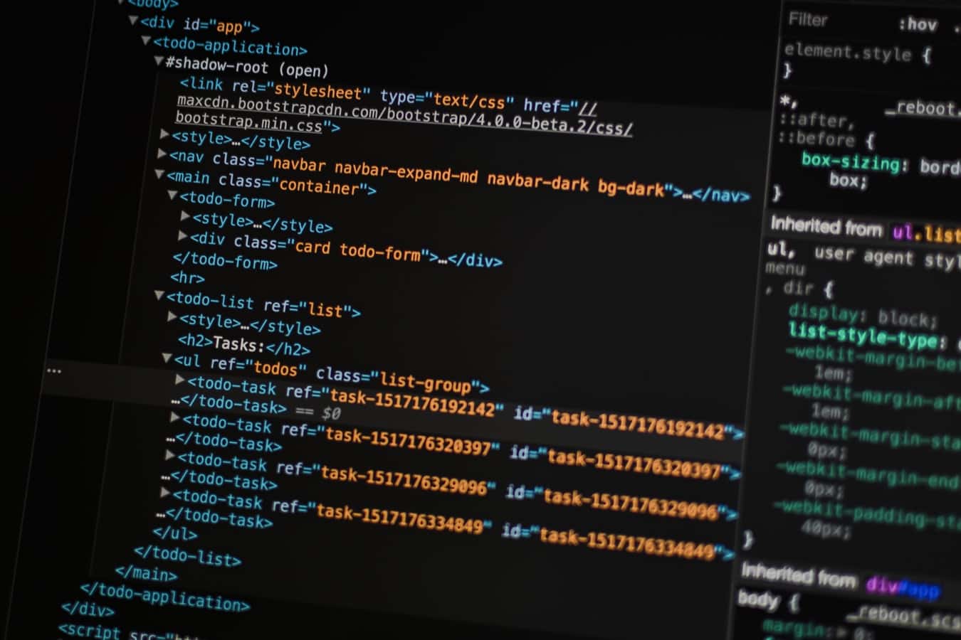 photo-1518773553398-650c184e0bb3