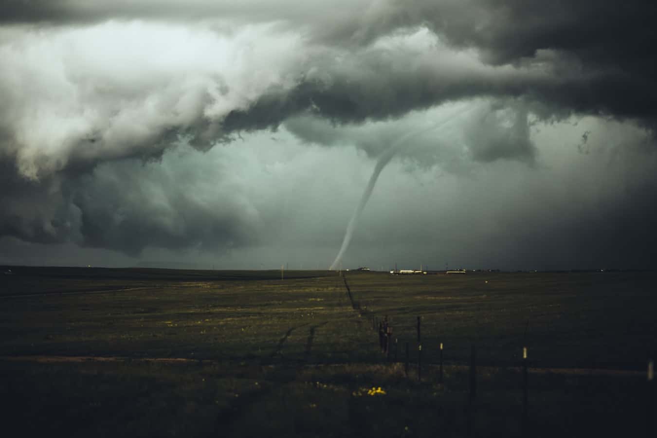 photo-1527482937786-6608f6e14c15