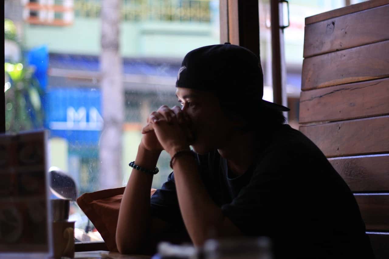 sad-boy-2634521_1280