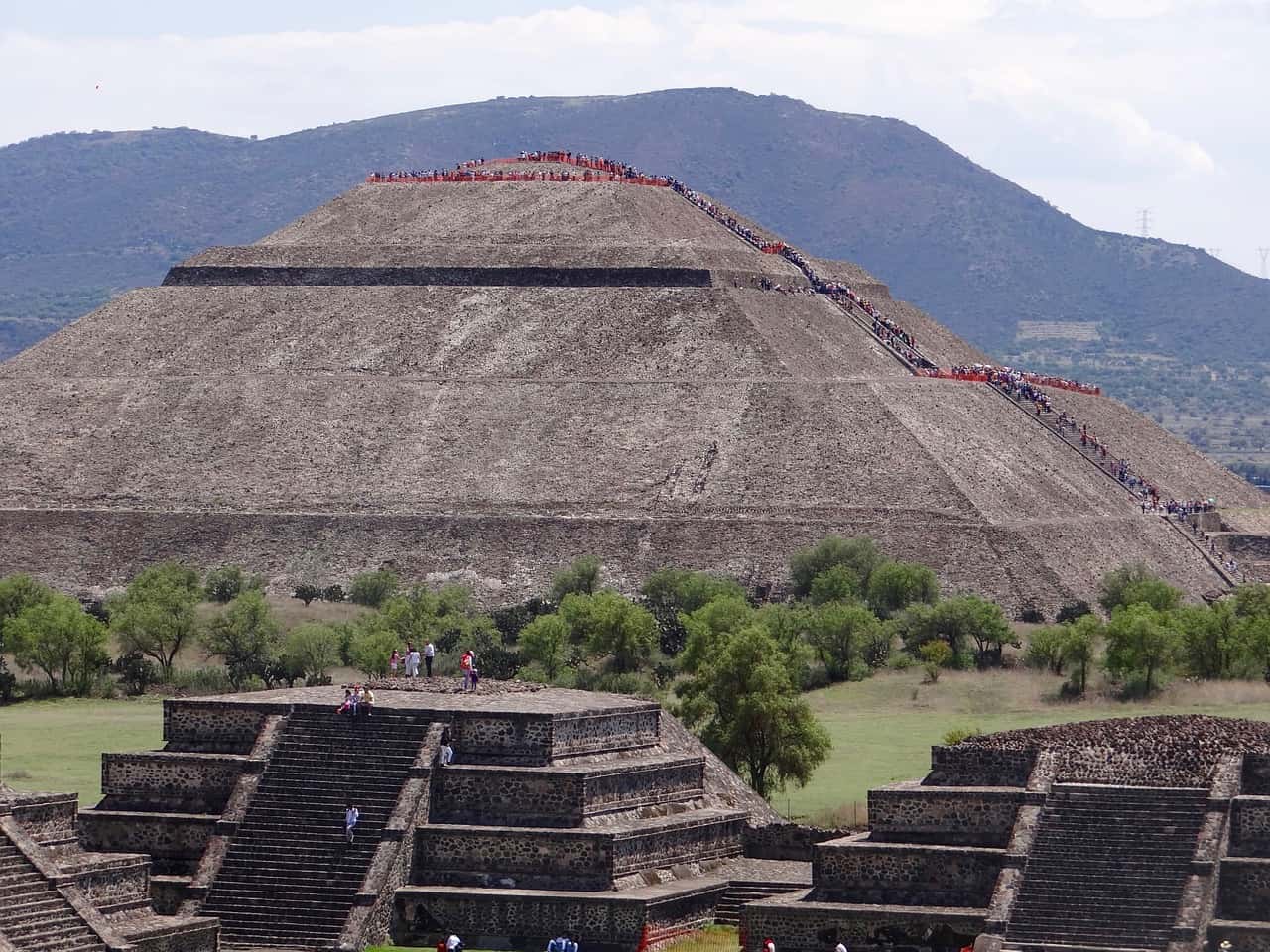 teotihuacan-1136223_1280