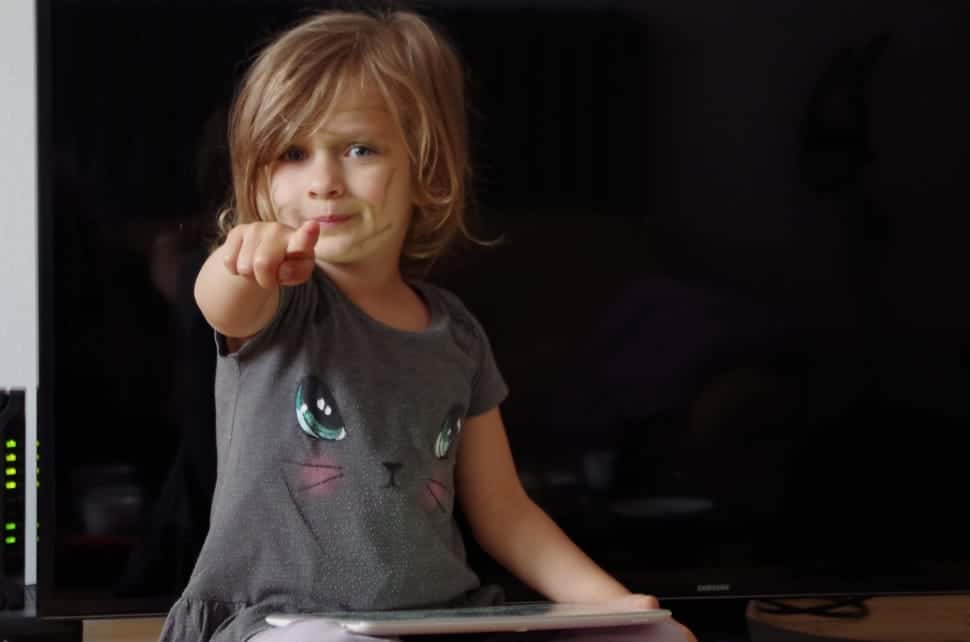 the-little-girl-portrait-of-a-child-wallpaper-preview