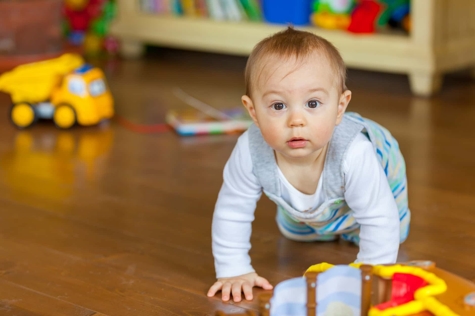 toddler-in-playroom-1523018770d1D
