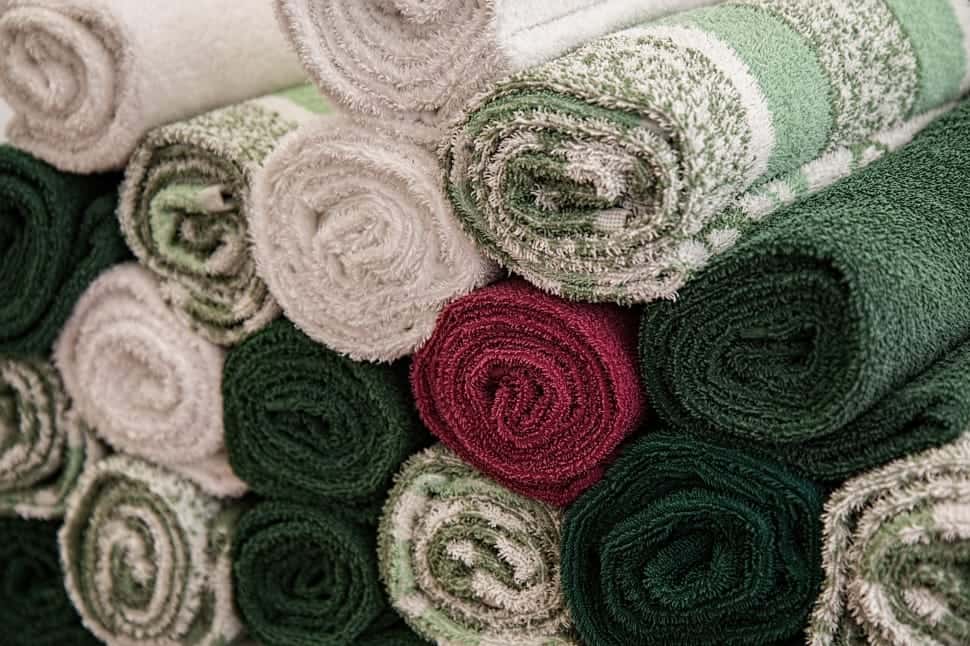 towels-washday-laundry-housework-wallpaper-preview