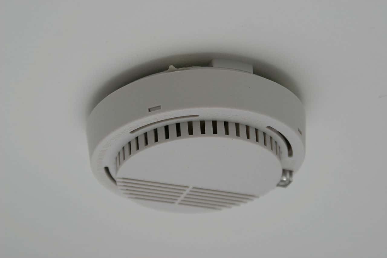 1280px-Smoke_detector