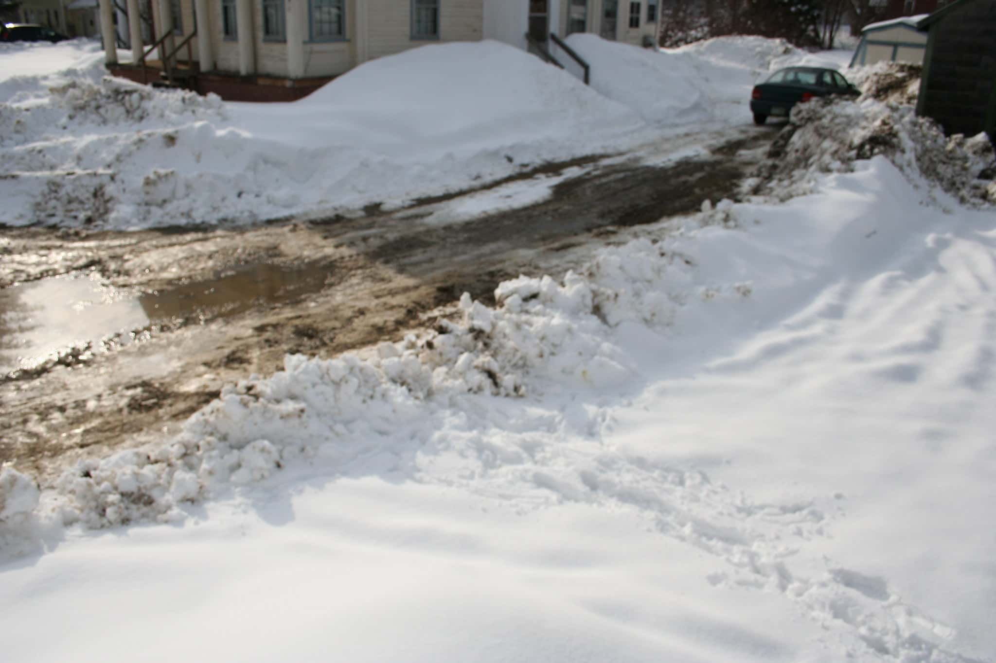 2302997912_9c03da3cca_k