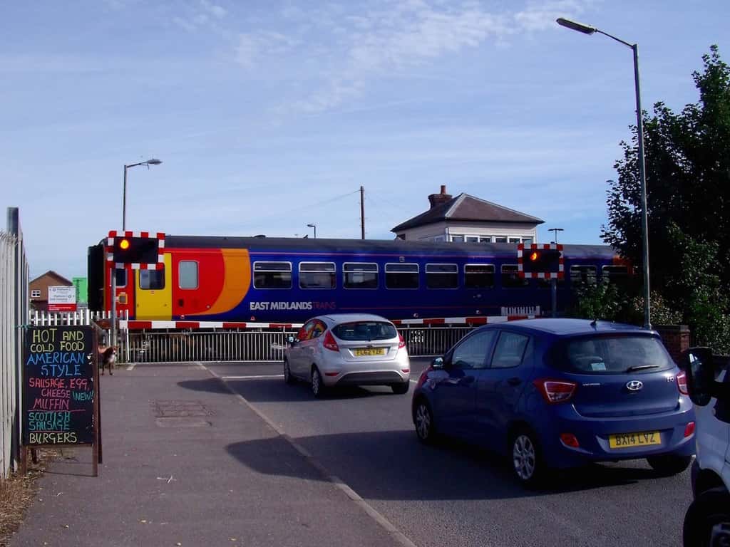 East Midlands Train on Ttubury Crossing