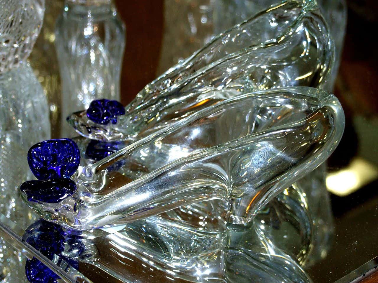 Cinderella_shoes_-_panoramio