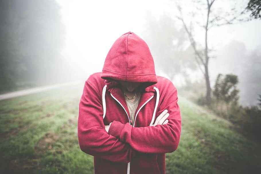 alone-boy-fear-feelings