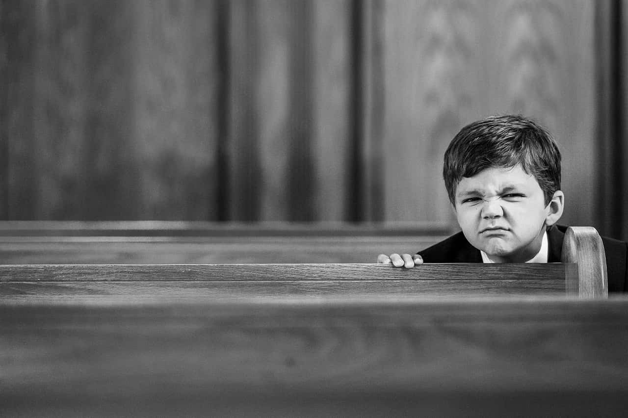 black-and-white-white-photography-boy-portrait-church-1192392-pxhere.com