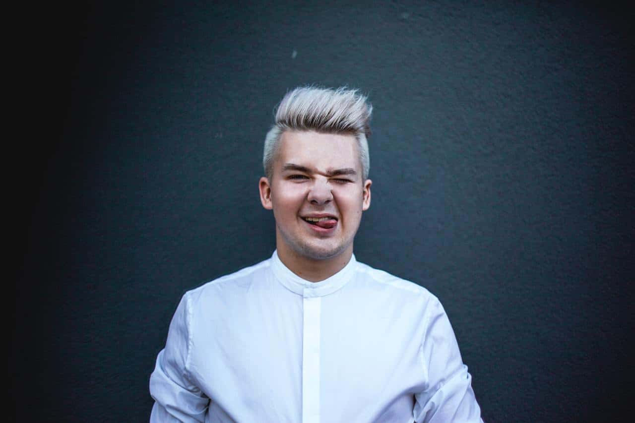 blonde-estonia-facial-expression-fine-looking-gay-pride-happy-1525873-pxhere.com