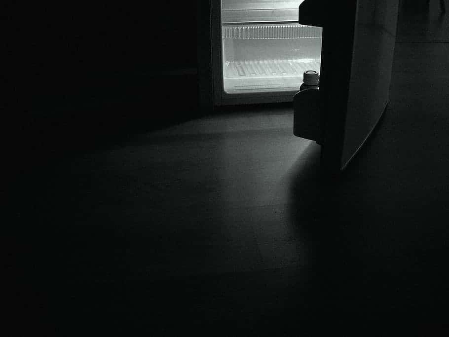 empty-night-darkness-moody