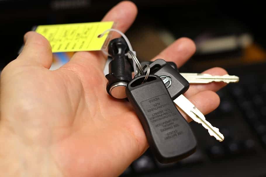 hand-car-car-delivery-car-keys-keys