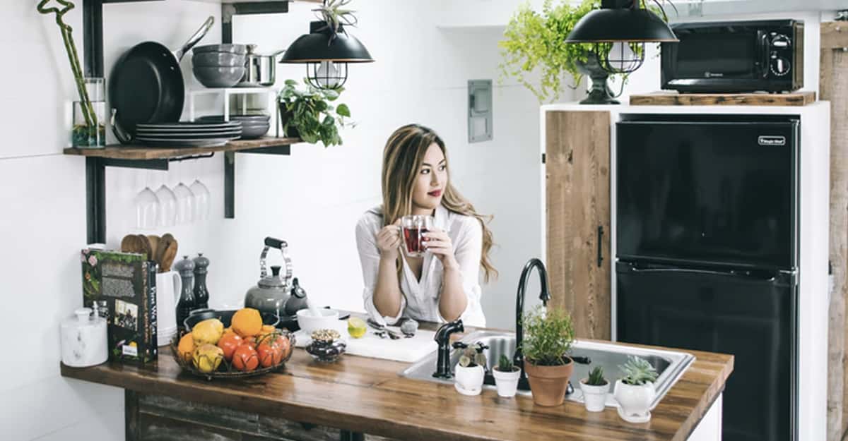 5 Cheap Ways To Furnish Your First Apartment