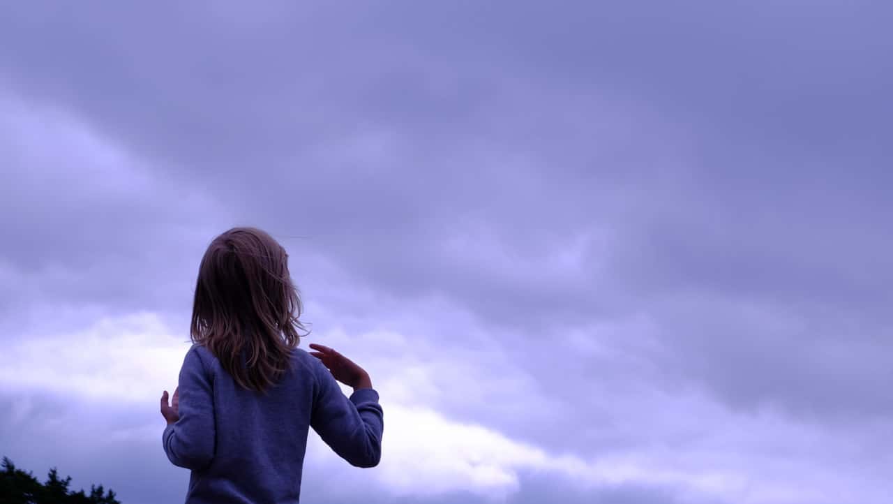 horizon-person-light-cloud-sky-girl-999367-pxhere.com(1)