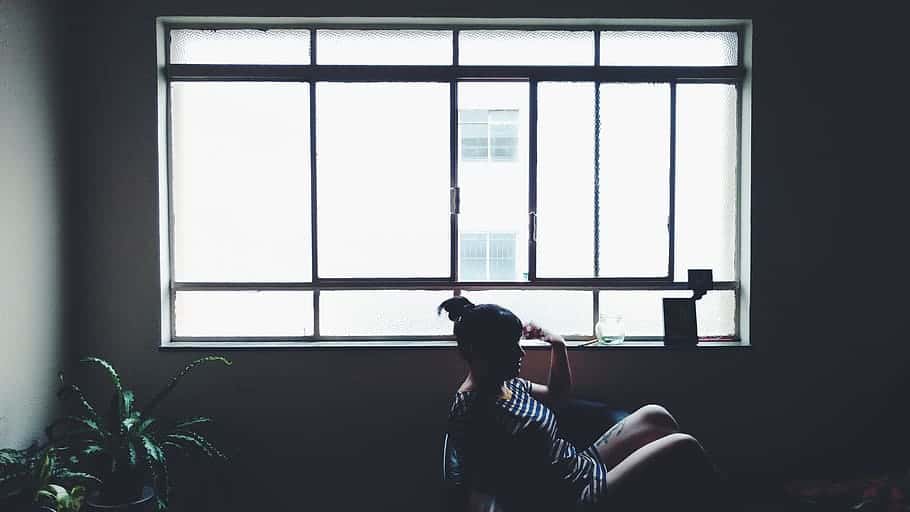 house-home-apartment-alone