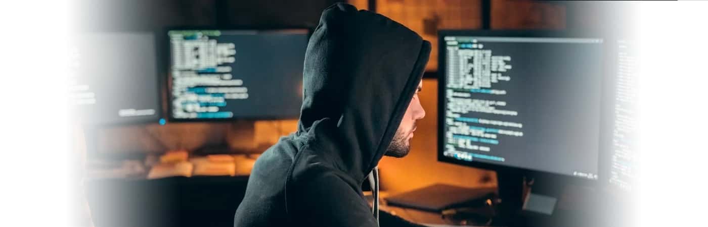 People Share The Illegal Things They Can Get Away With Because Of Their Jobs