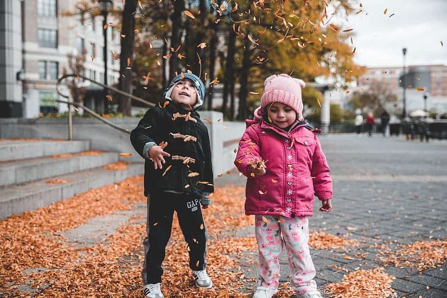 leafe-kid-yellow-autumn