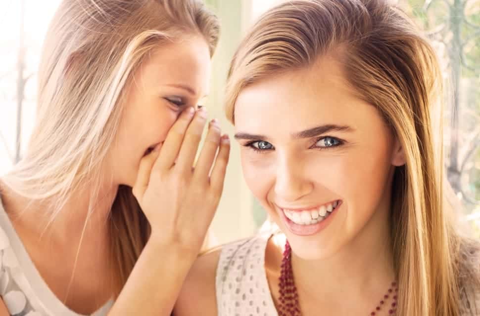 people-friends-women-blonde-wallpaper-preview