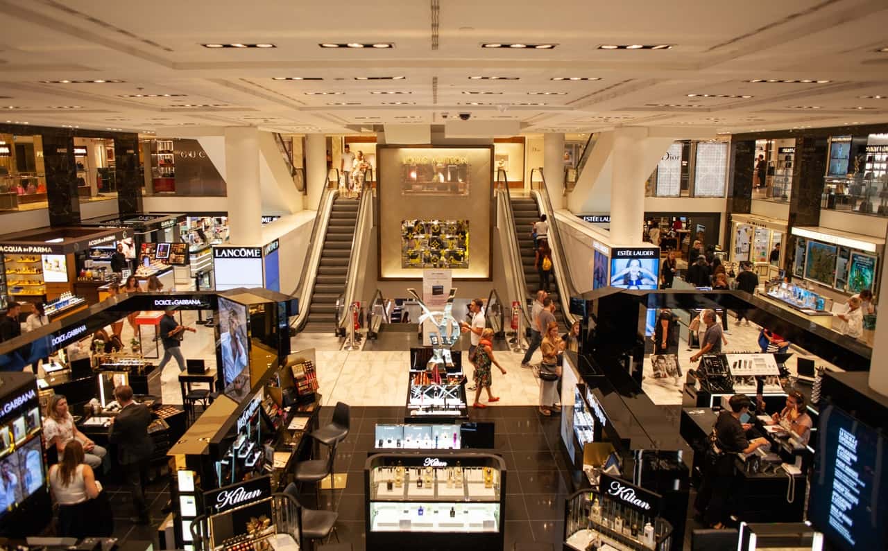 people-inside-mall-2954405