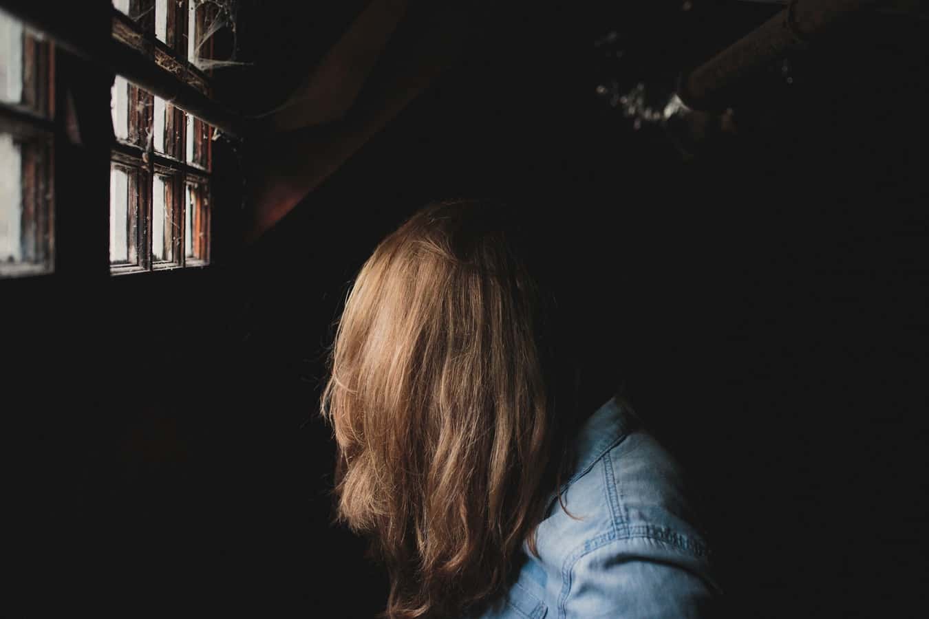photo-1464967358370-7386fa5f7a13