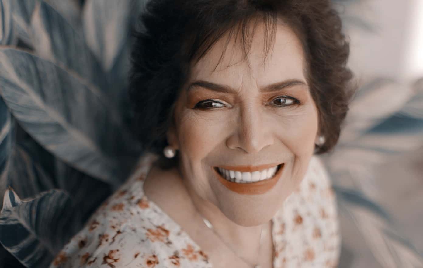 photo-1543430720-fa600c67e423