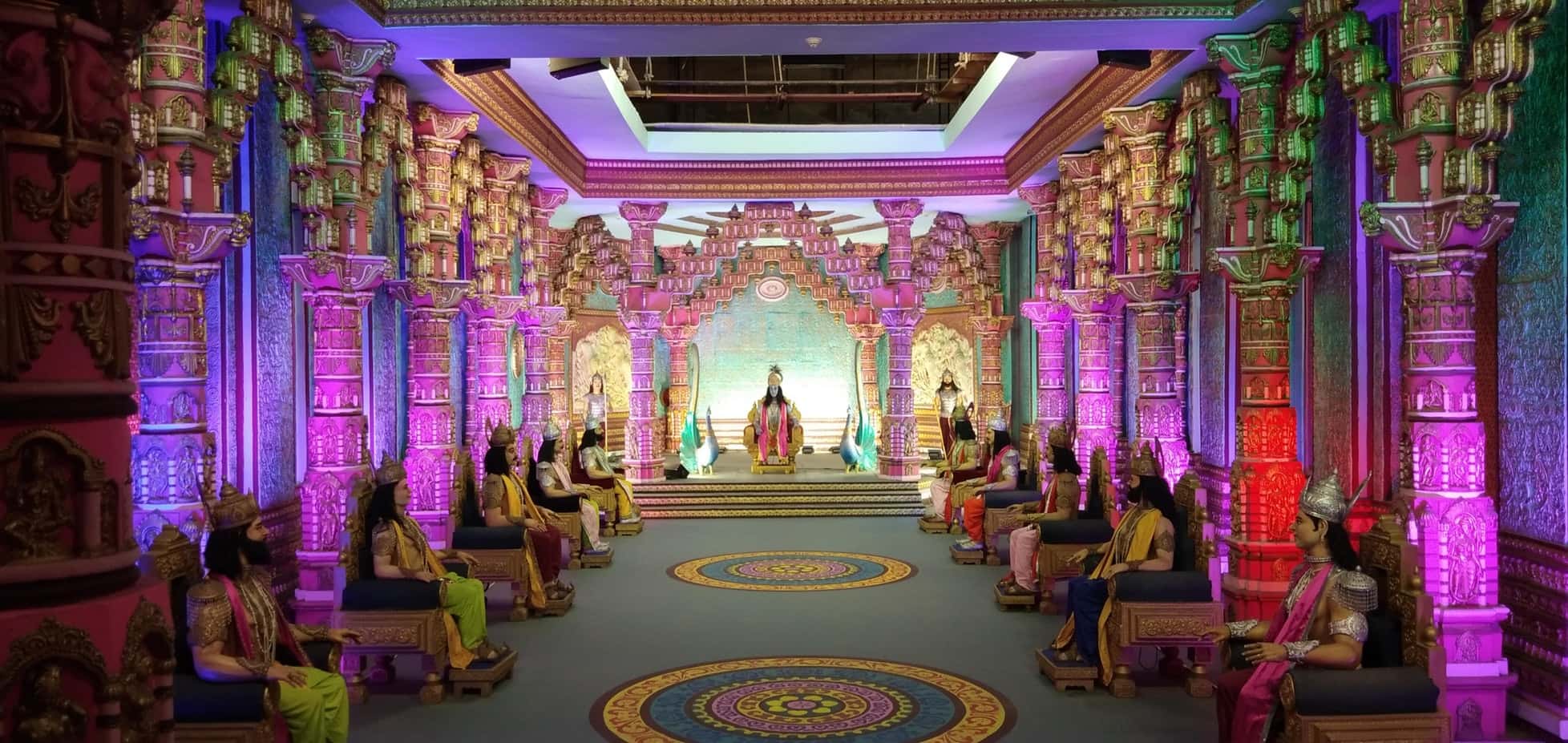 photo-1562041524-748f3fbde03b