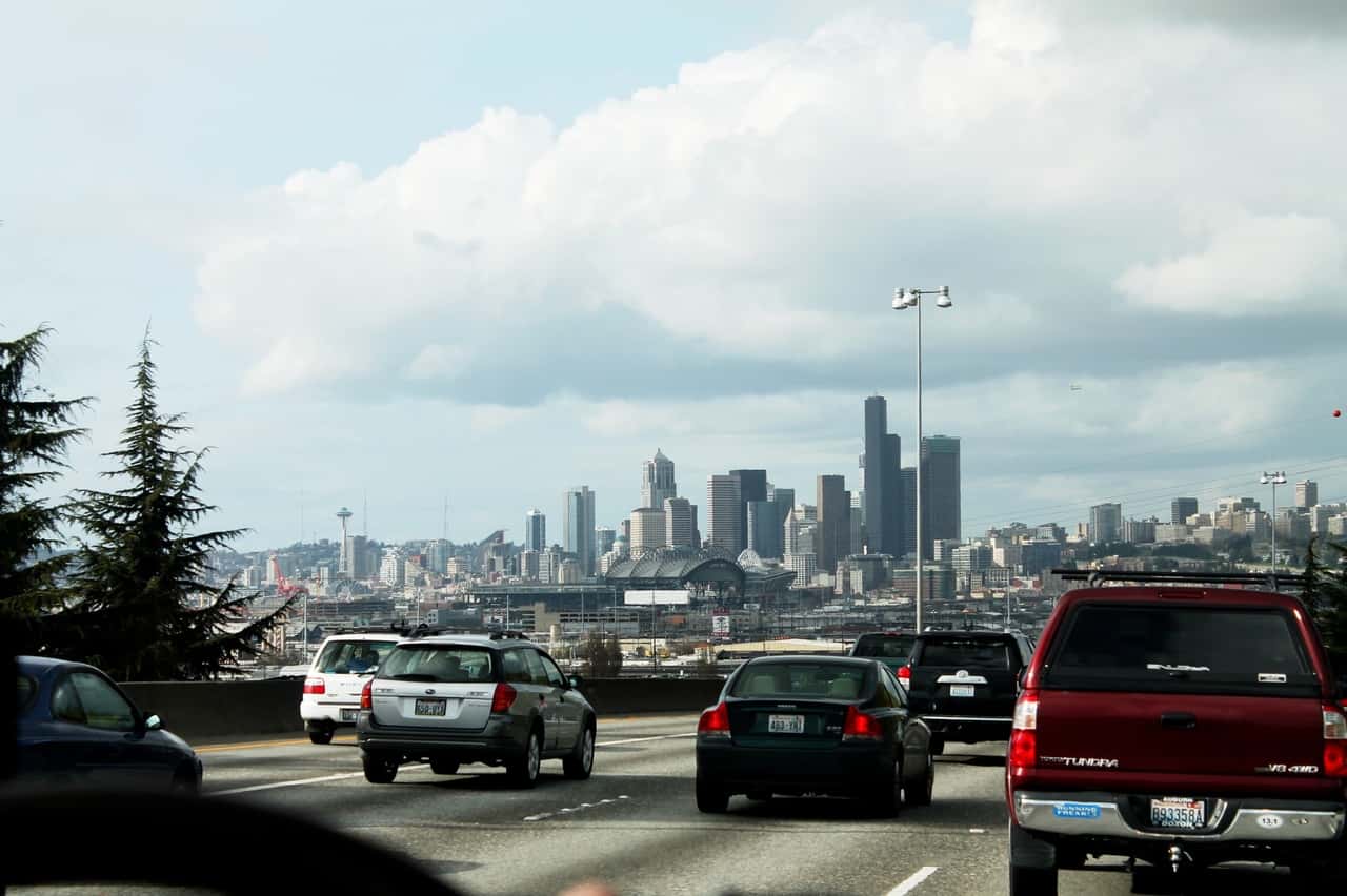road-skyline-traffic-car-highway-driving-34801-pxhere.com