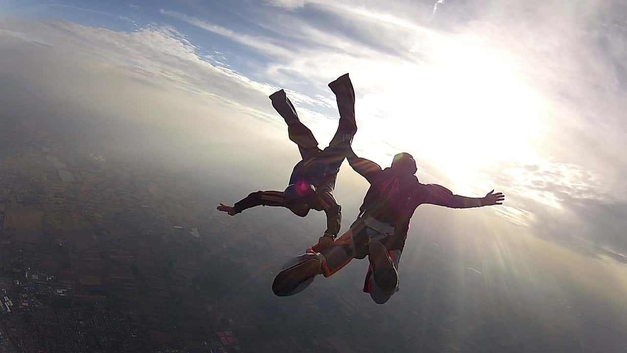 skydive-101771_1280