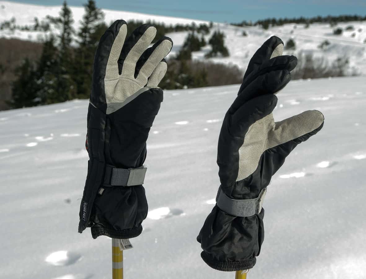 snow-winter-ice-weather-snowshoe-snowboard-830815-pxhere.com