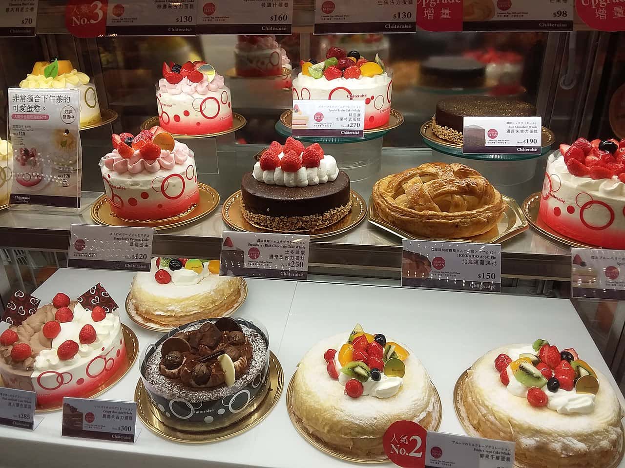 1280px-HK_CWB_shop_bakery_日本菓子店_Chateraise_銅鑼灣時代廣場_地庫_Times_Square_basement_August_2018_SSG_生日蛋糕_Birthday_Cakes