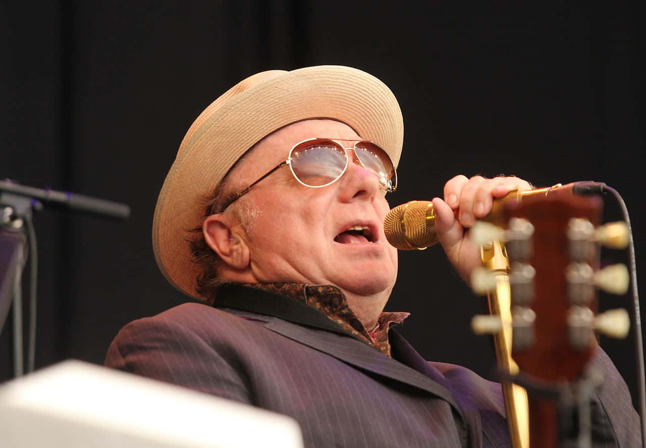 1280px-Van_Morrison_at_Notodden_Blues_Festival