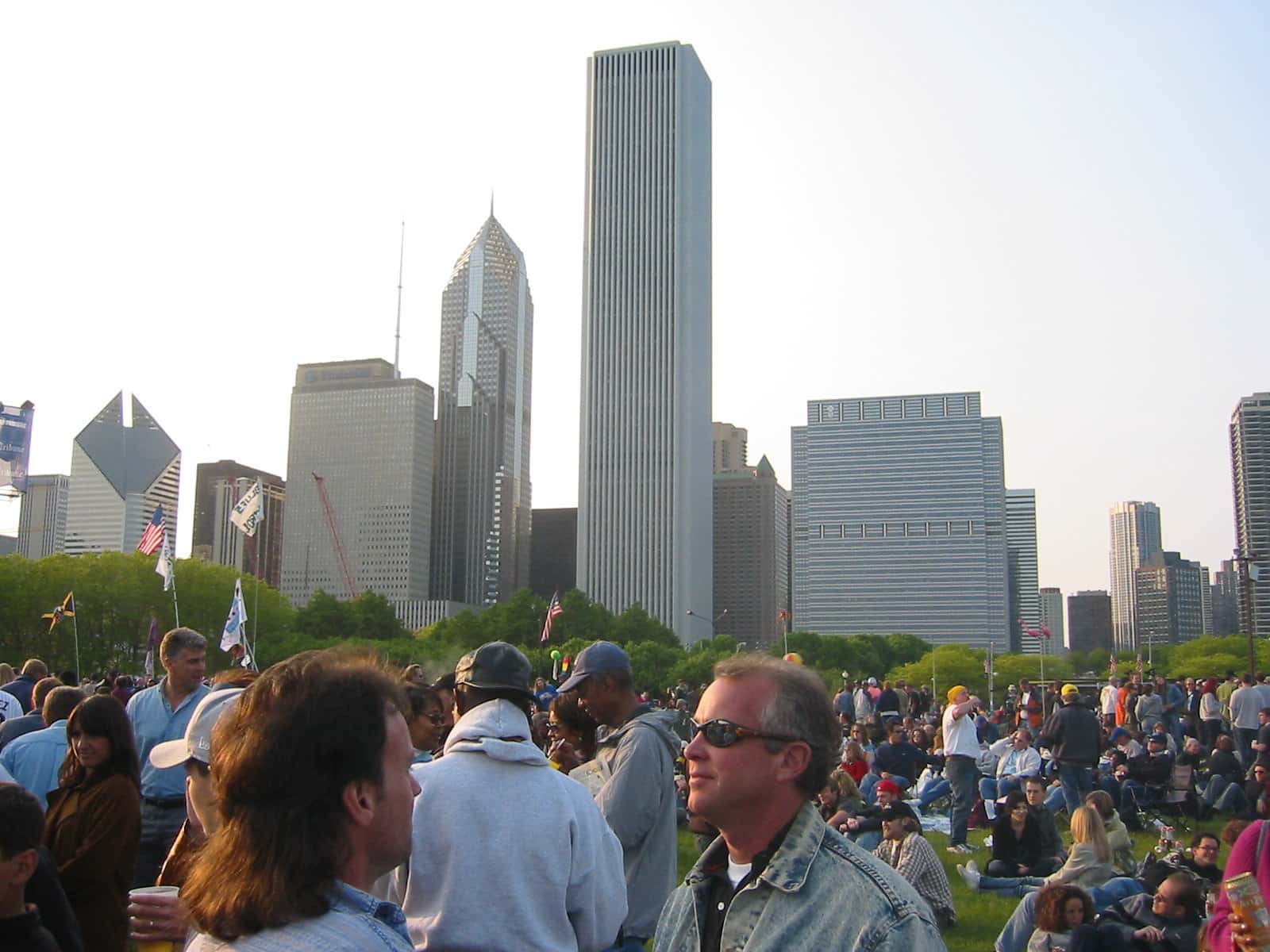 186813037_7ec92933d6_h