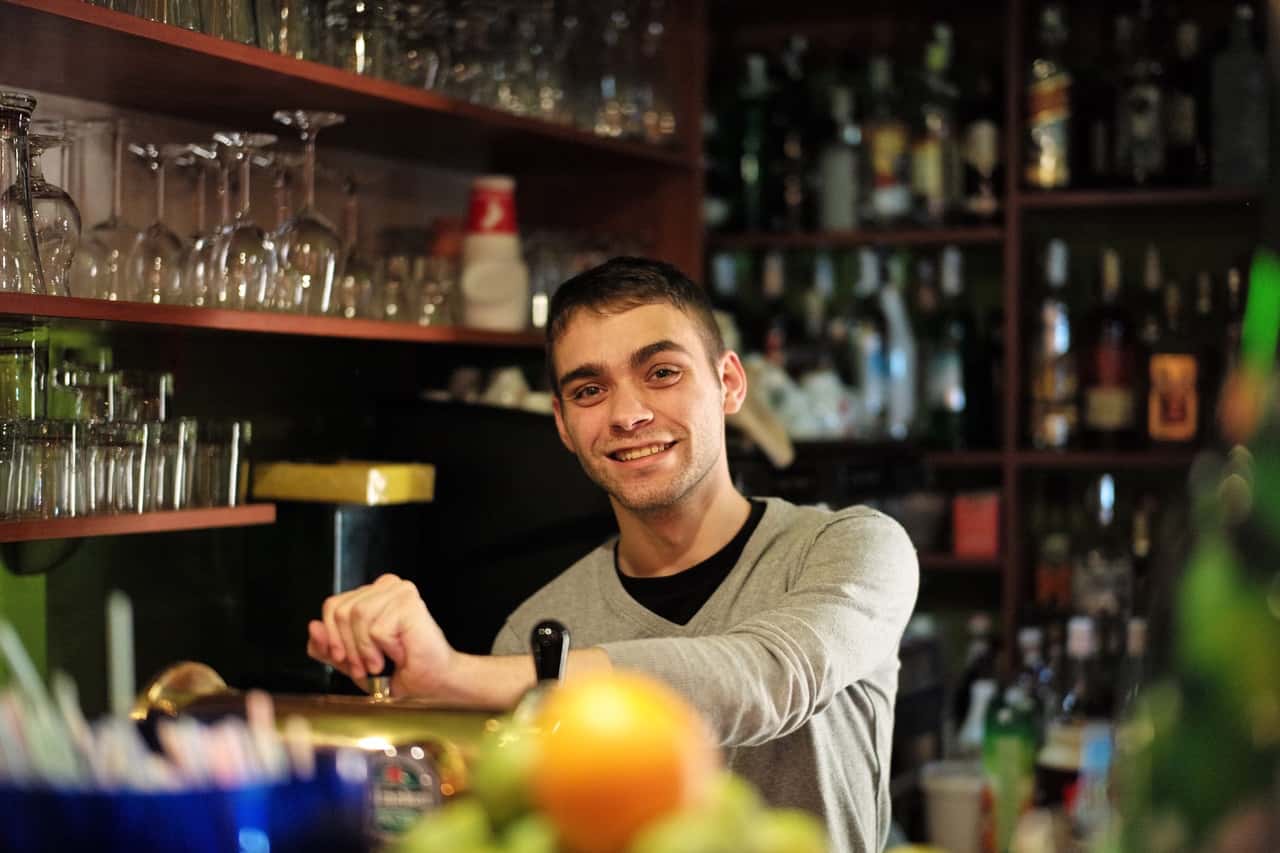 bar-drink-bartender-sense-233327-pxhere.com