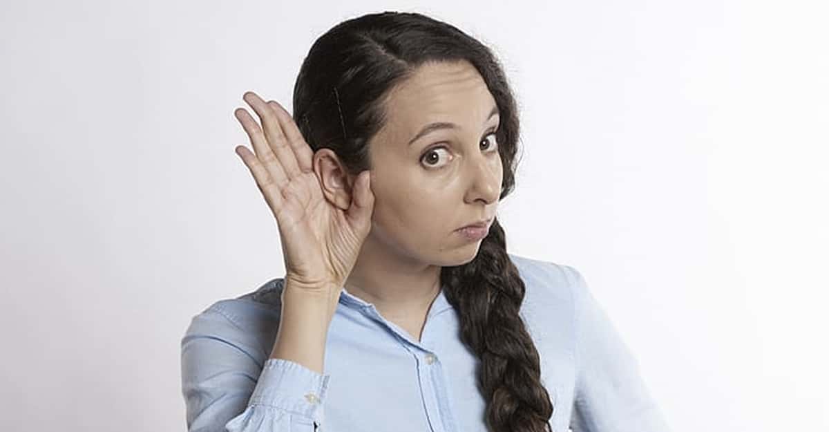 People Share The Strange Conversations They've Eavesdropped On
