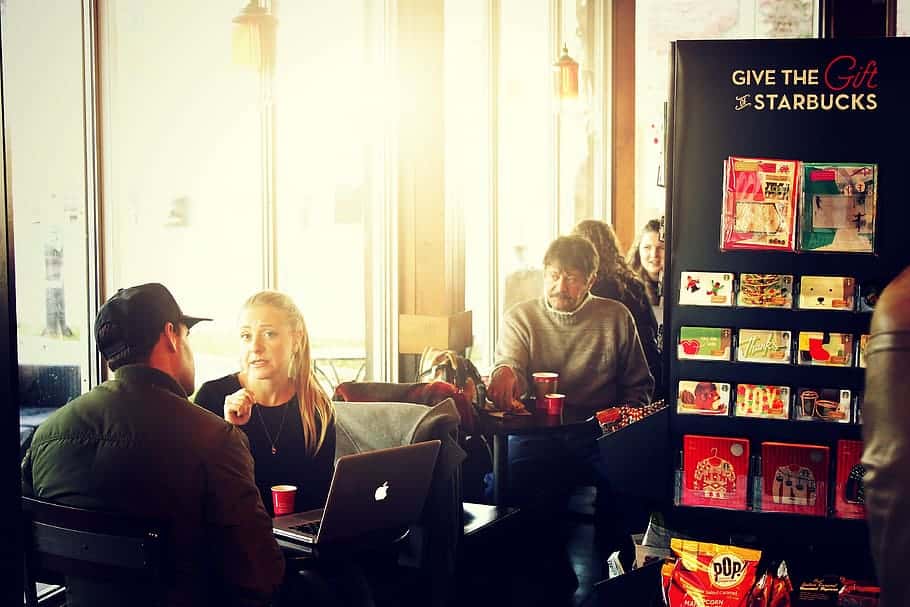 people-coffee-shop-starbucks
