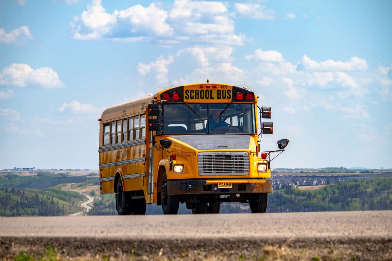 photo-1527058918112-6e17a8213943