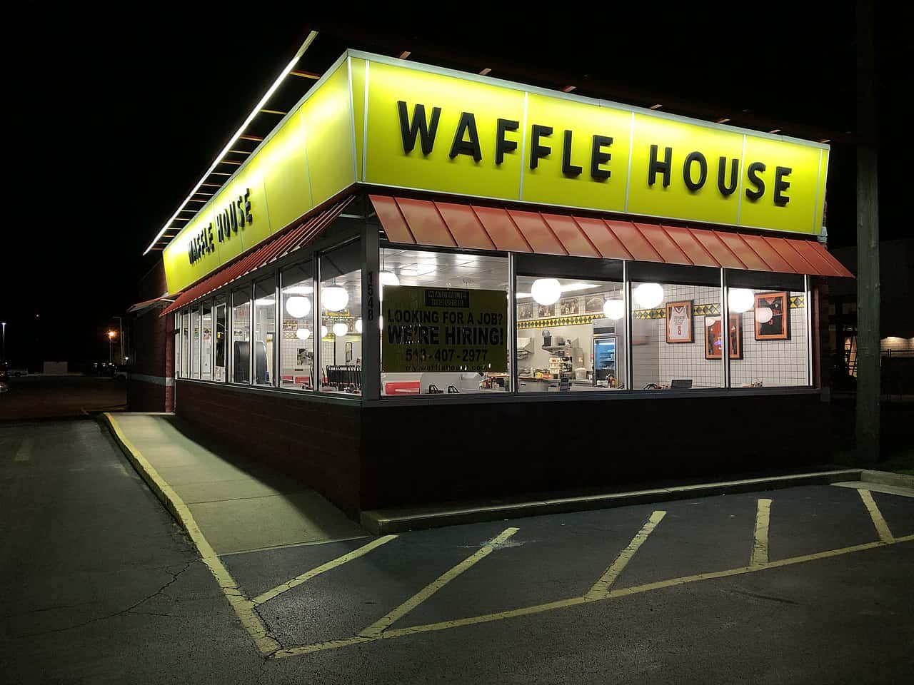 1280px-BG_Waffle_House