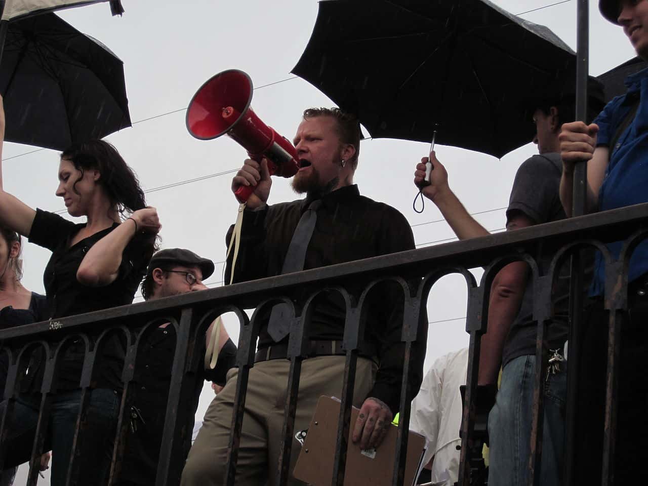 1280px-BP_Oil_Flood_Protest_Preaching