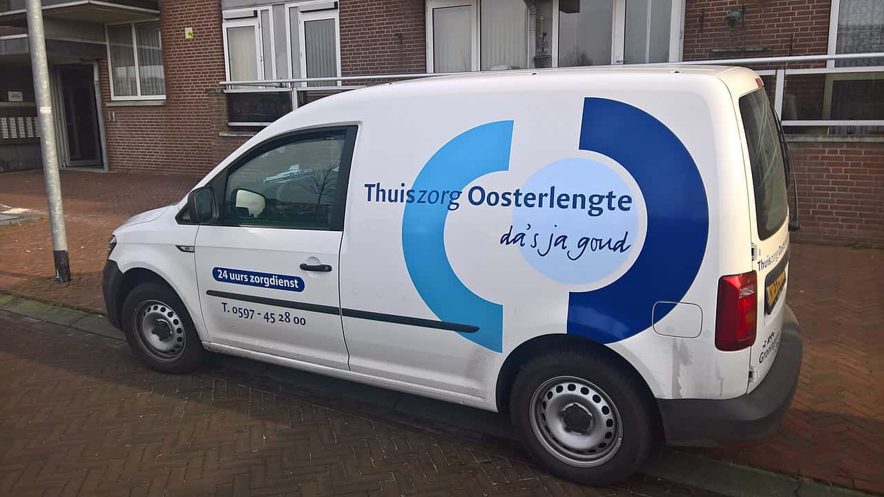 1280px-Oosterlengte_food_delivery_service_van,_Winschoten_(2018)