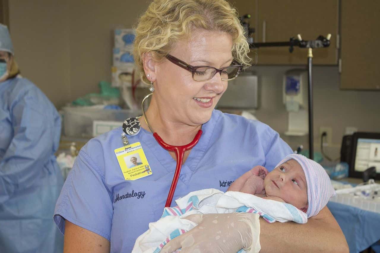 Neonatal_Nurse_Practitioner